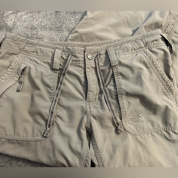 The North Face Rollup Hiking/Field Pants size 10 - Picture 5 of 16
